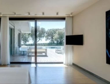 Δείτε εντυπωσιακές εικόνες από την βίλα του Ωνάση στο Λαγονήσι- Αριστοκρατική φινέτσα και πολυτέλεια (φωτο)